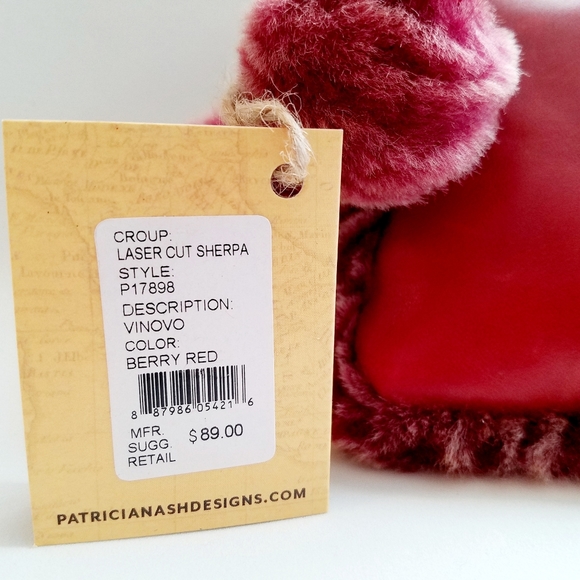 Patricia Nash Laser Cut Sherpa & Leather Wristlet In Berry Red - Picture 6 of 8
